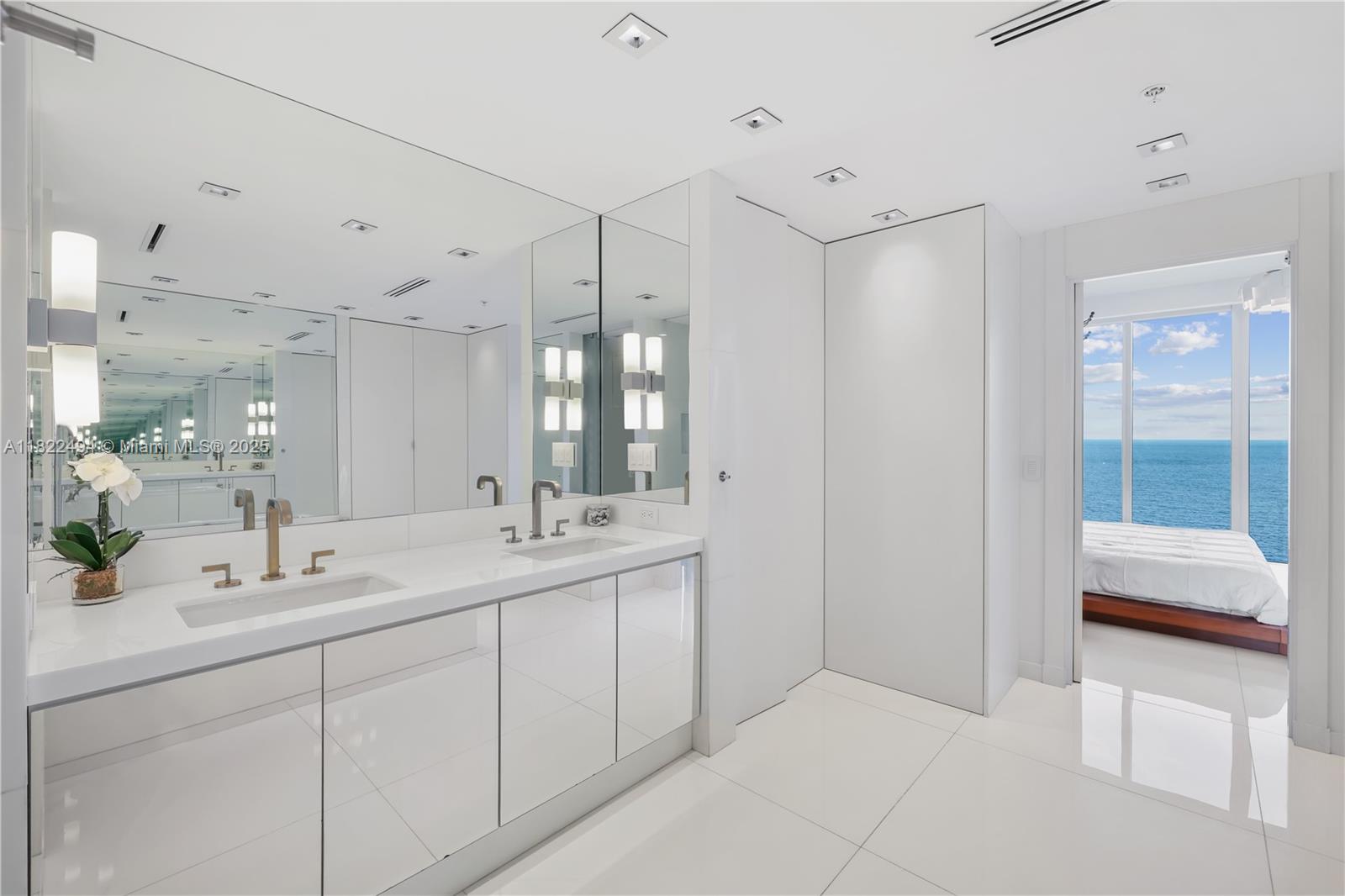 NORTH CARILLON BEACH COND - Residential Lease