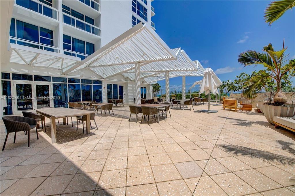 NORTH CARILLON BEACH COND - Residential Lease
