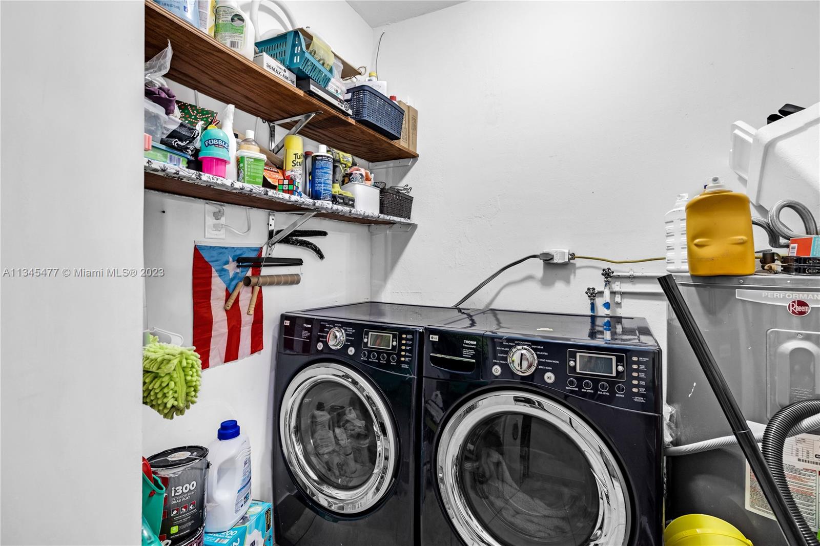 DRIFTWOOD PLAZA - Residential