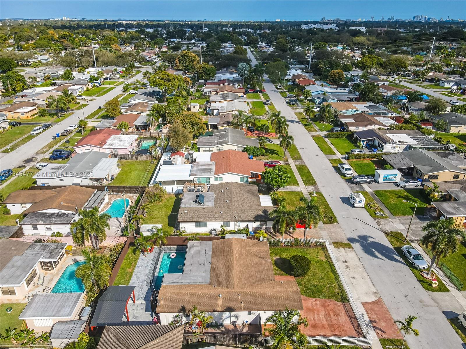 DRIFTWOOD PLAZA - Residential