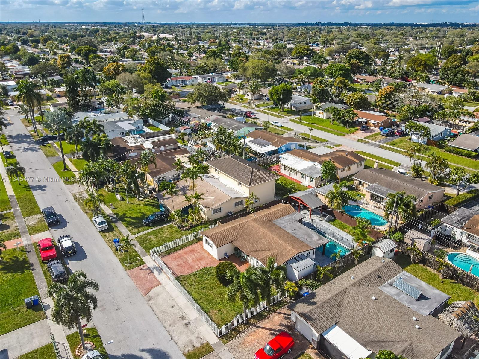 DRIFTWOOD PLAZA - Residential