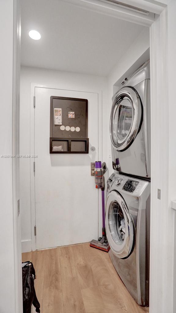 PLAYA DEL MAR CONDO - Residential