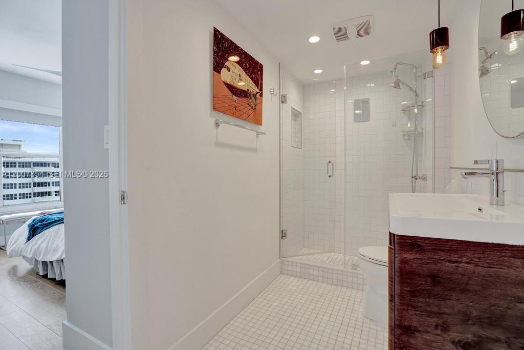 PLAYA DEL MAR CONDO - Residential