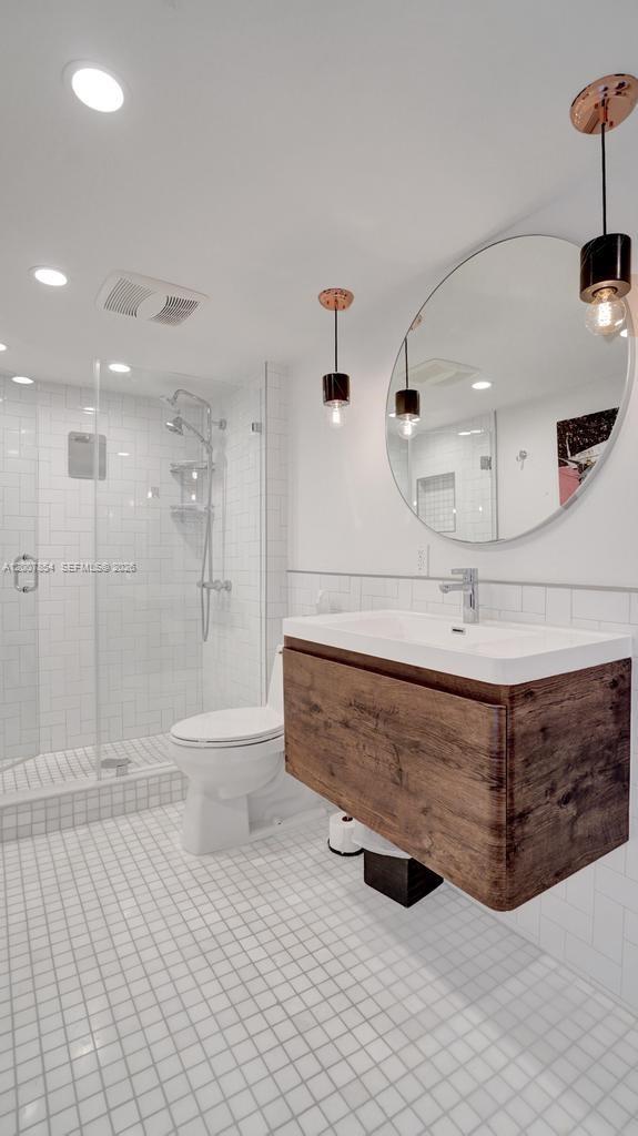 PLAYA DEL MAR CONDO - Residential