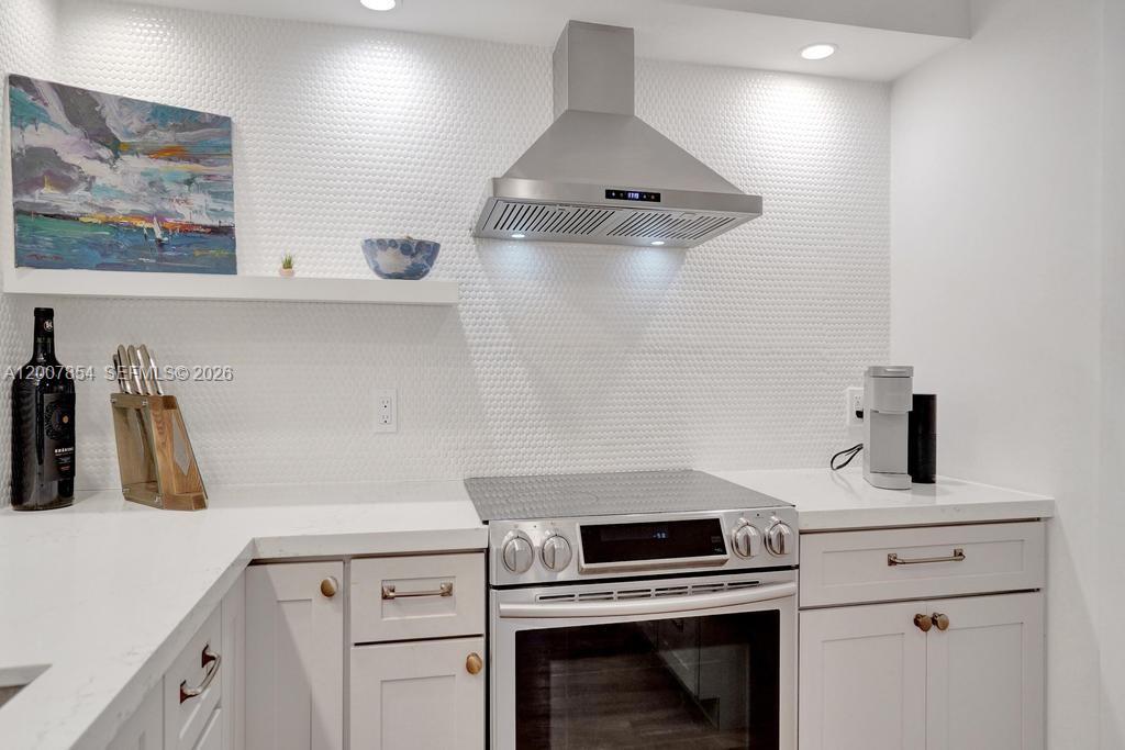 PLAYA DEL MAR CONDO - Residential