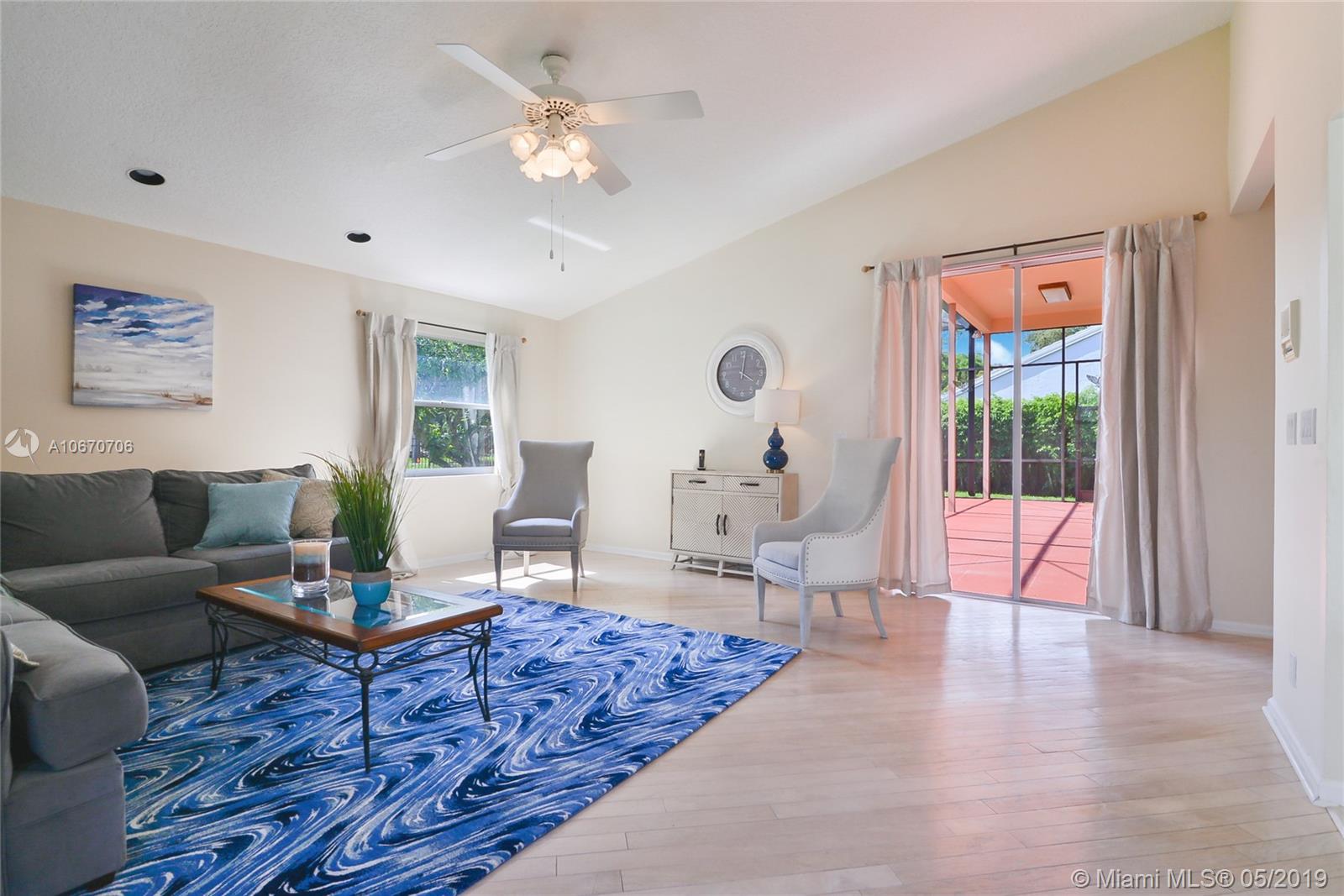 EMBASSY LAKES ESTATES - Residential