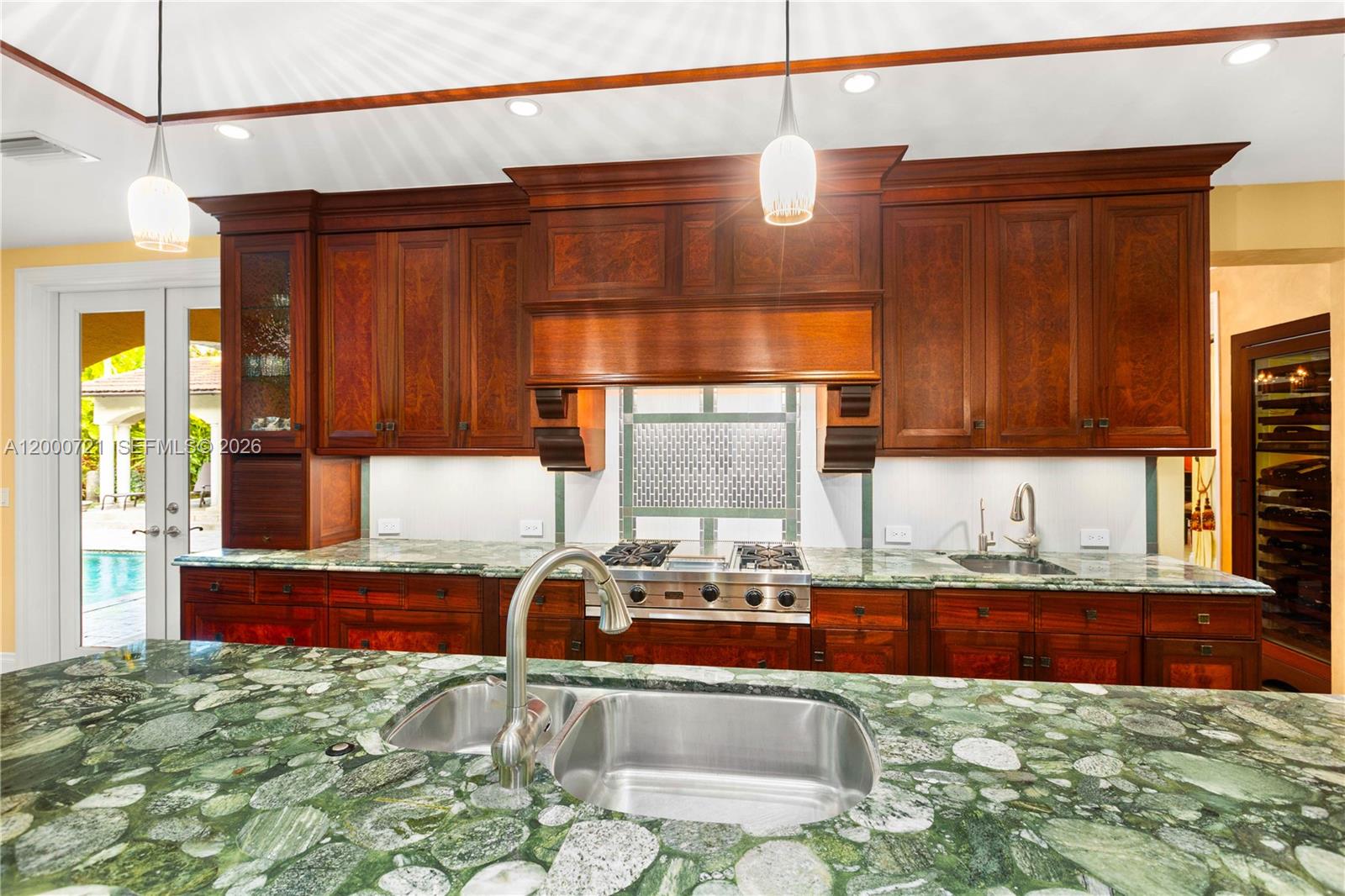 COCOA PLUM HEIGHTS SUB - Land