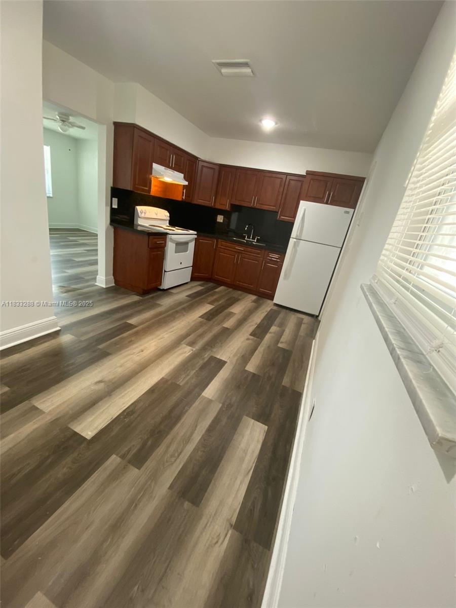 1219 N 20th Ave