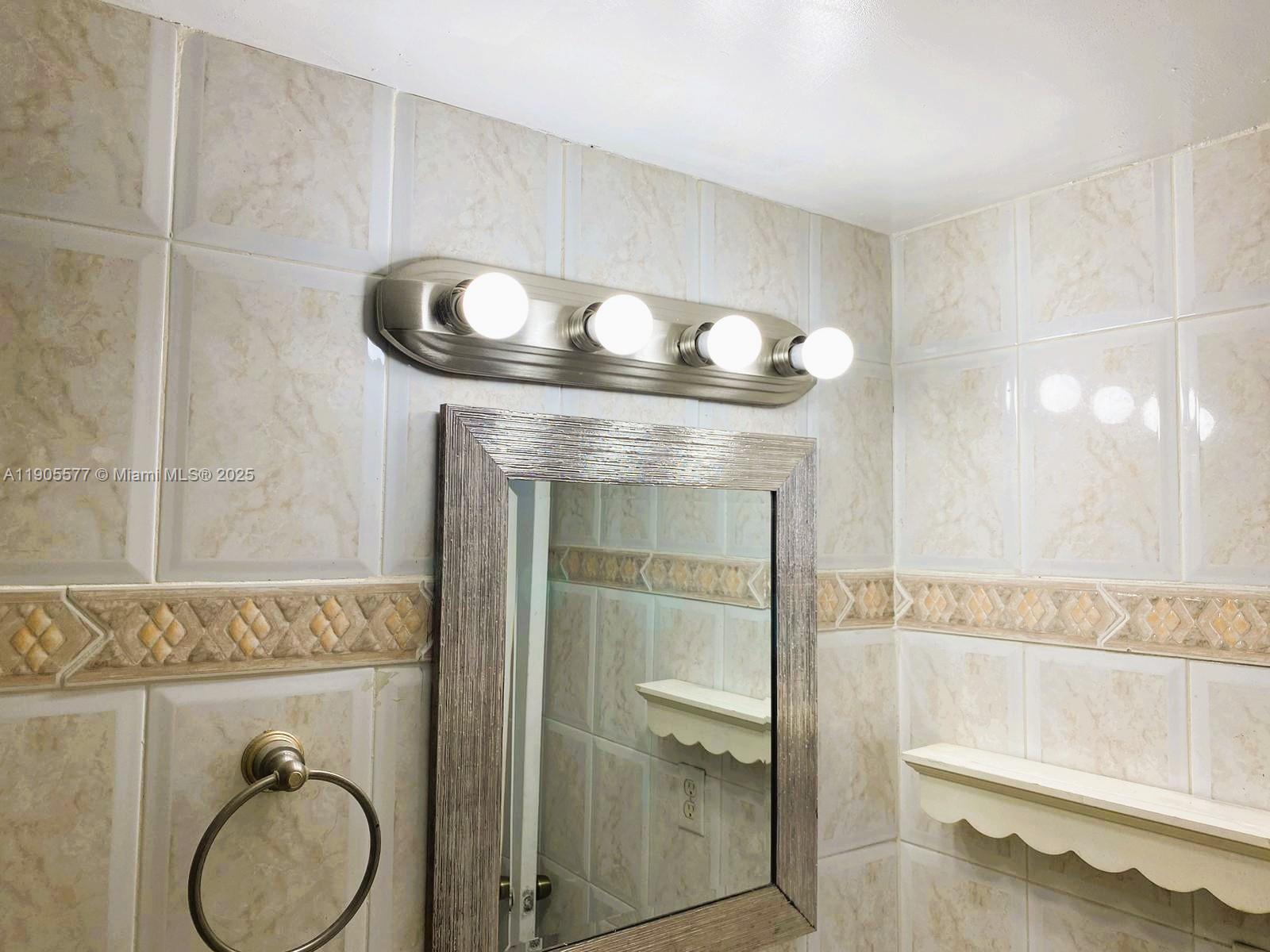 LAS ESTRELLAS CONDO - Residential Lease