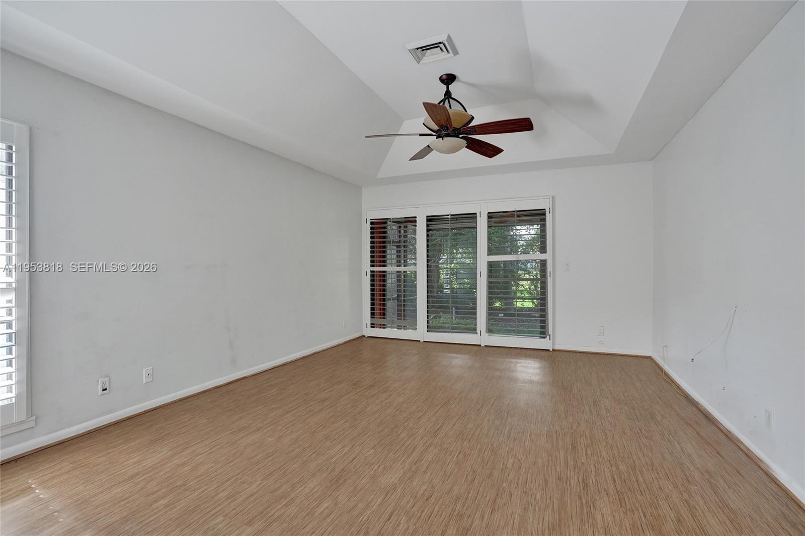 BAYTOWNE OF JONATHANS LAN - Residential