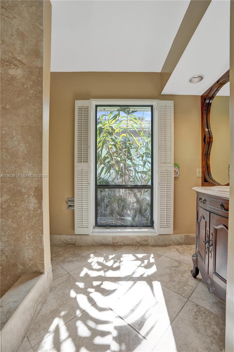 BAYTOWNE OF JONATHANS LAN - Residential