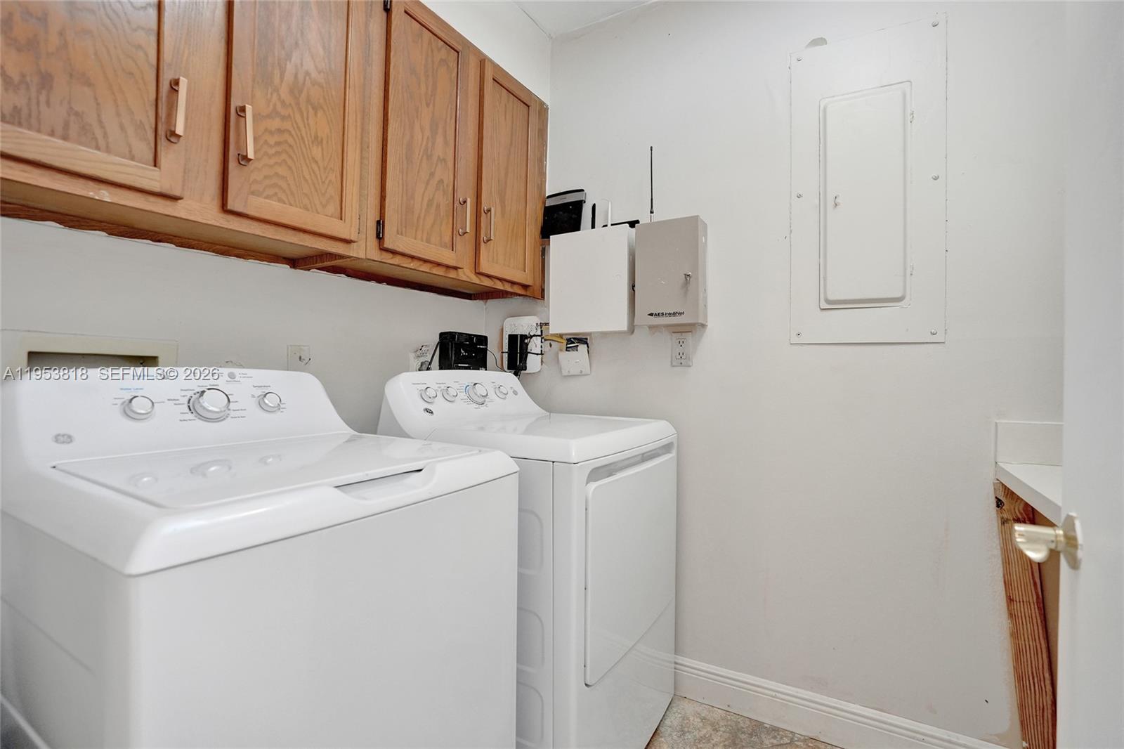 BAYTOWNE OF JONATHANS LAN - Residential