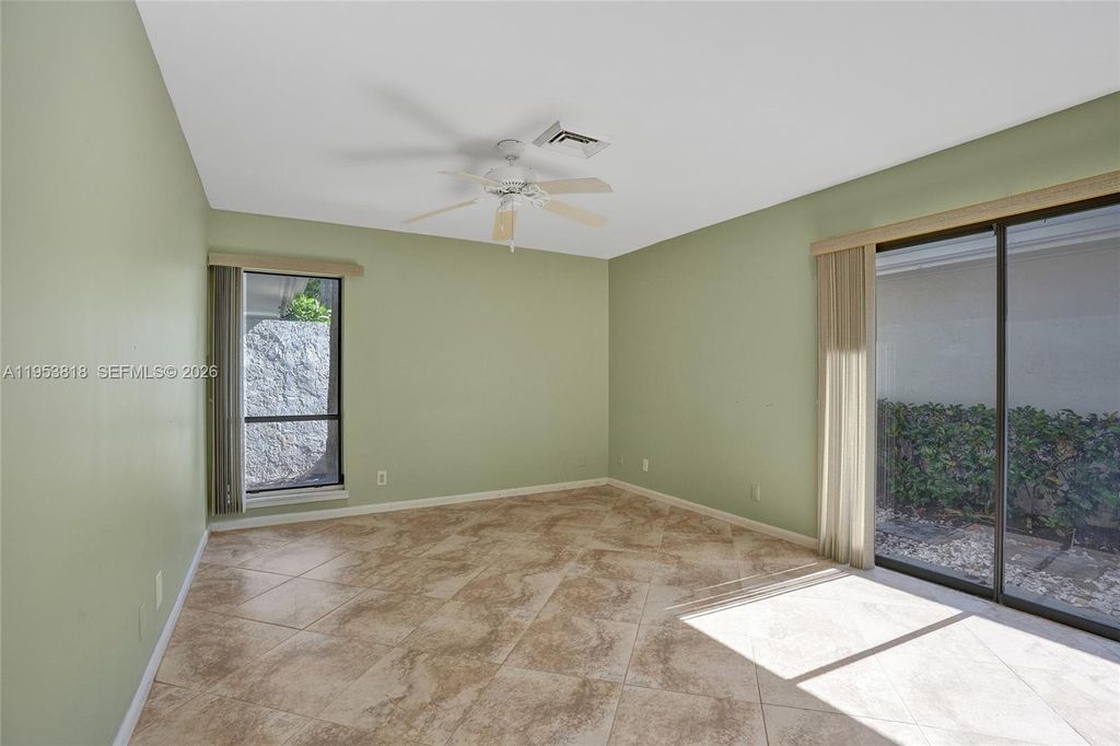 Photo of 17115 Bay St, Jupiter, FL 33477 (MLS # A11953818)