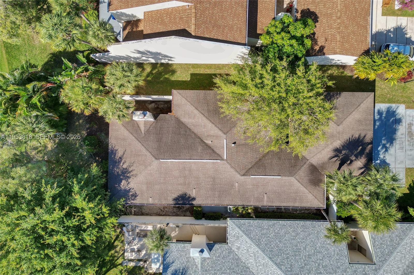 BAYTOWNE OF JONATHANS LAN - Residential