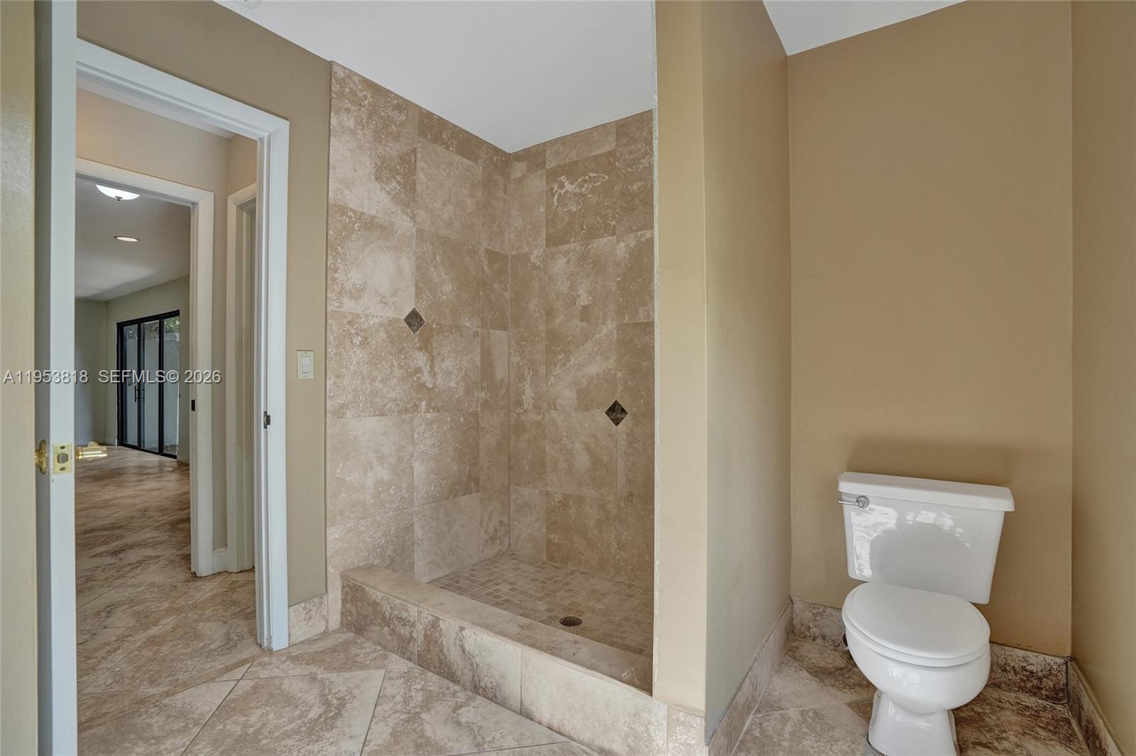 BAYTOWNE OF JONATHANS LAN - Residential