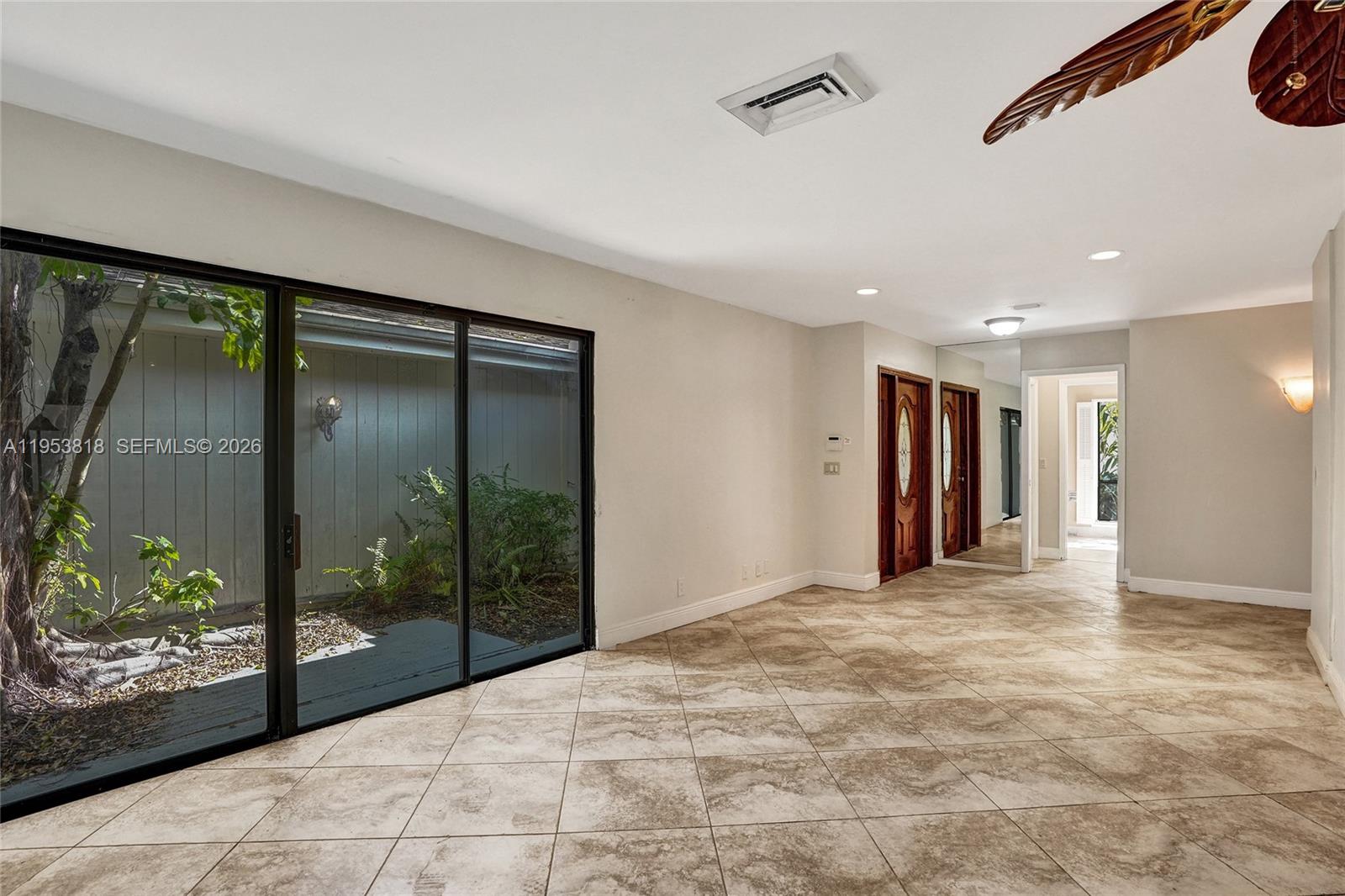 BAYTOWNE OF JONATHANS LAN - Residential