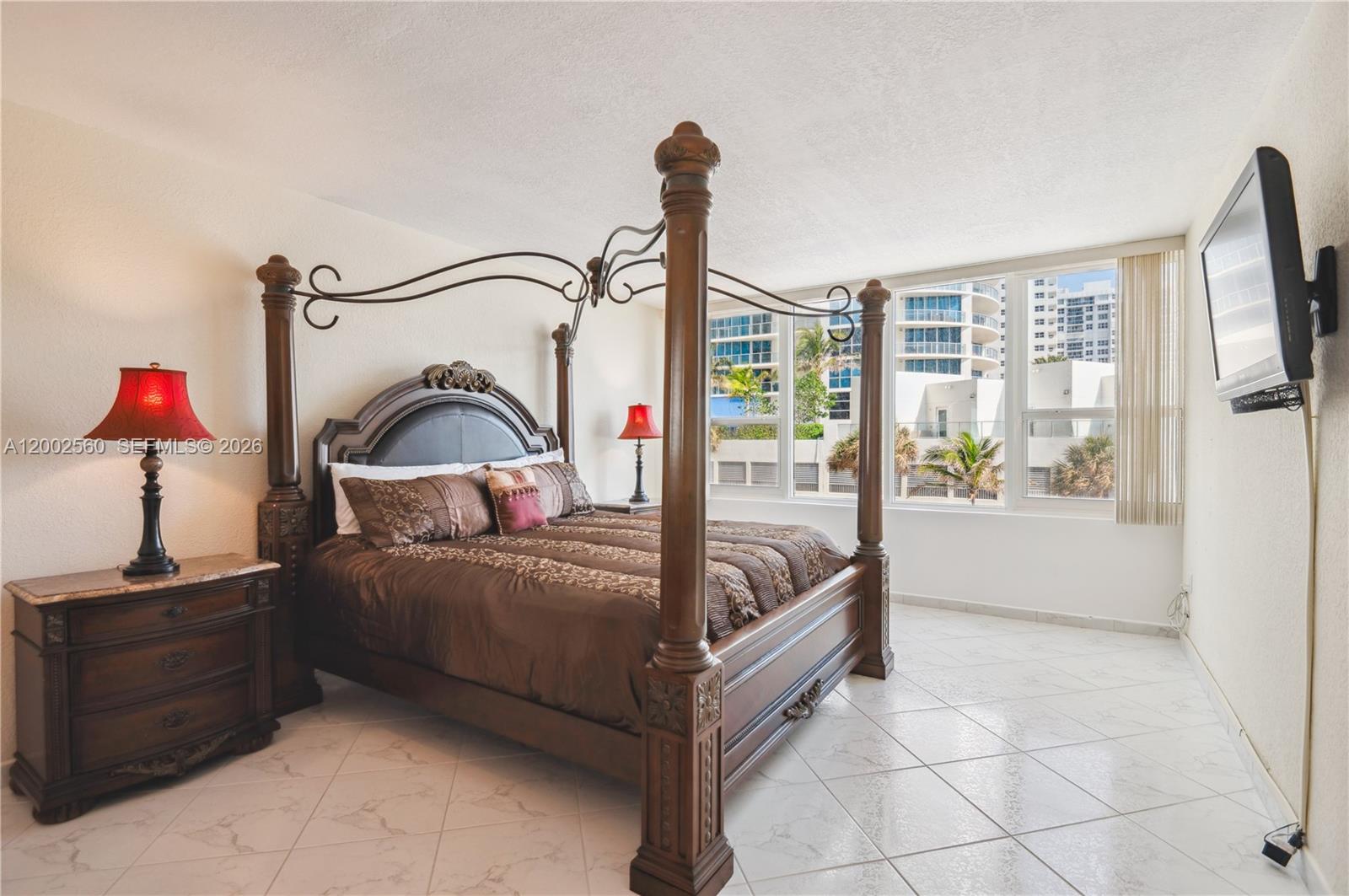 ALEXANDER TOWERS - Residential Lease