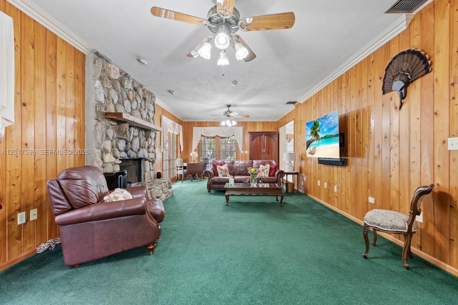 REDLANDS - Residential