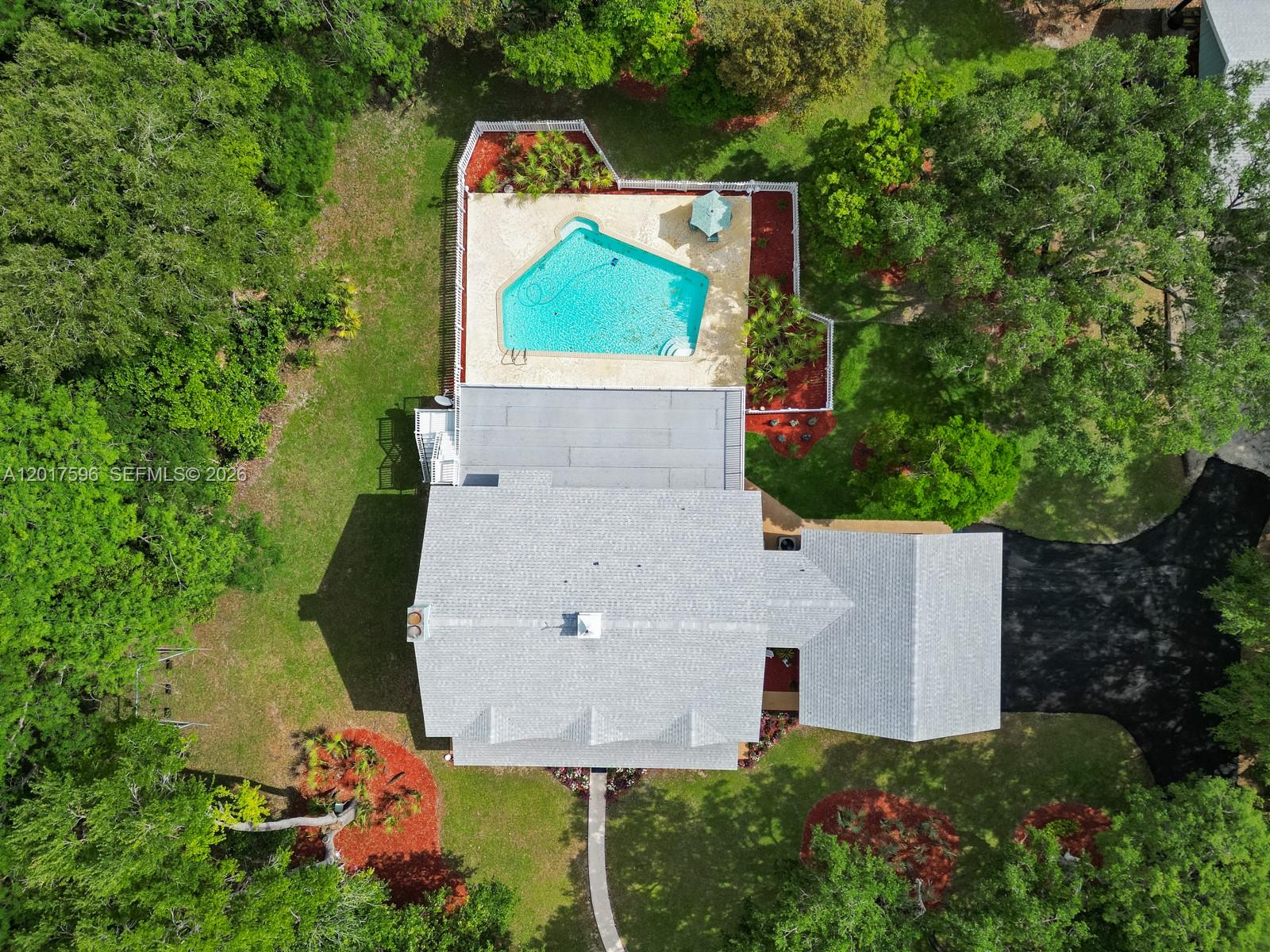 REDLANDS - Residential