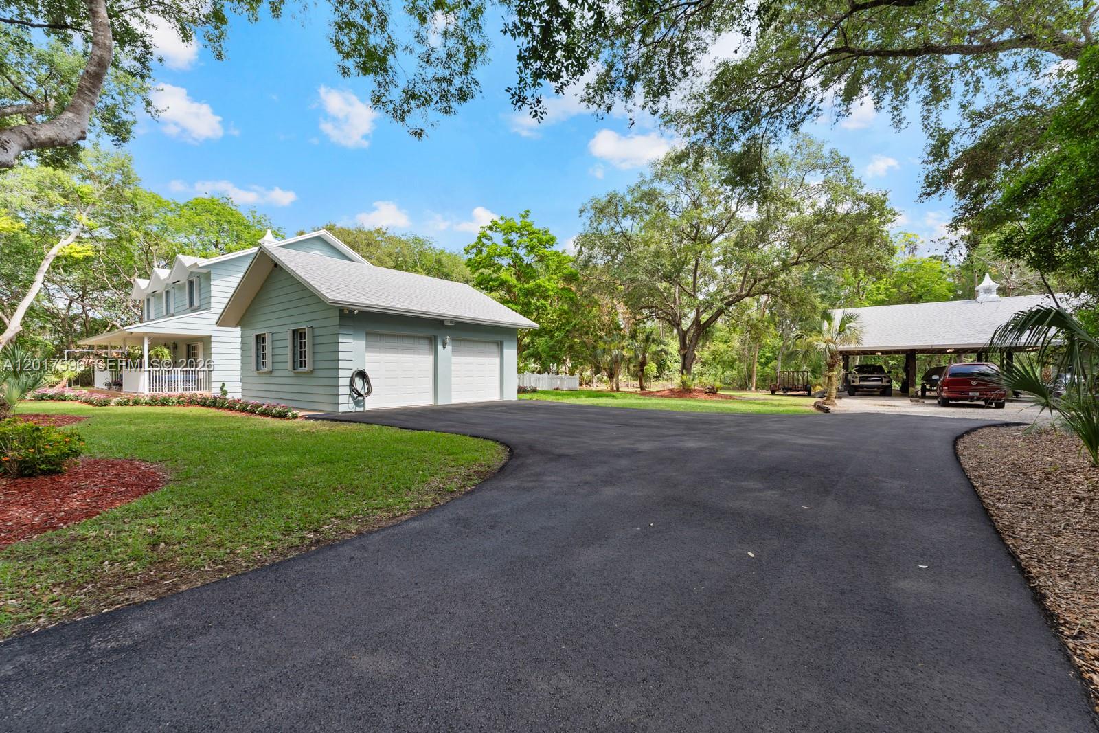 REDLANDS - Residential