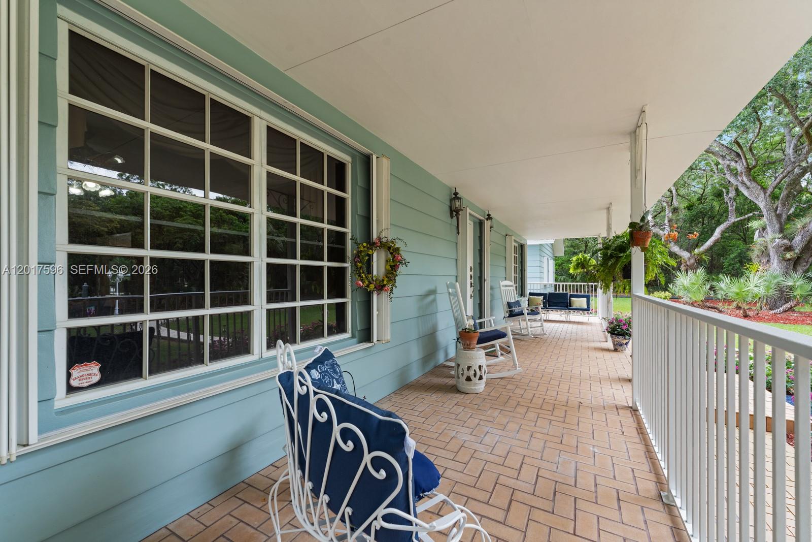 REDLANDS - Residential