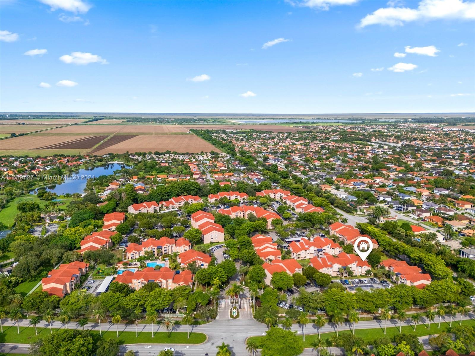 ROYAL PALM PLACE - Residential