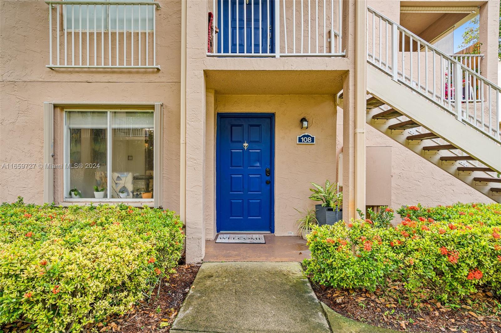 ROYAL PALM PLACE - Residential