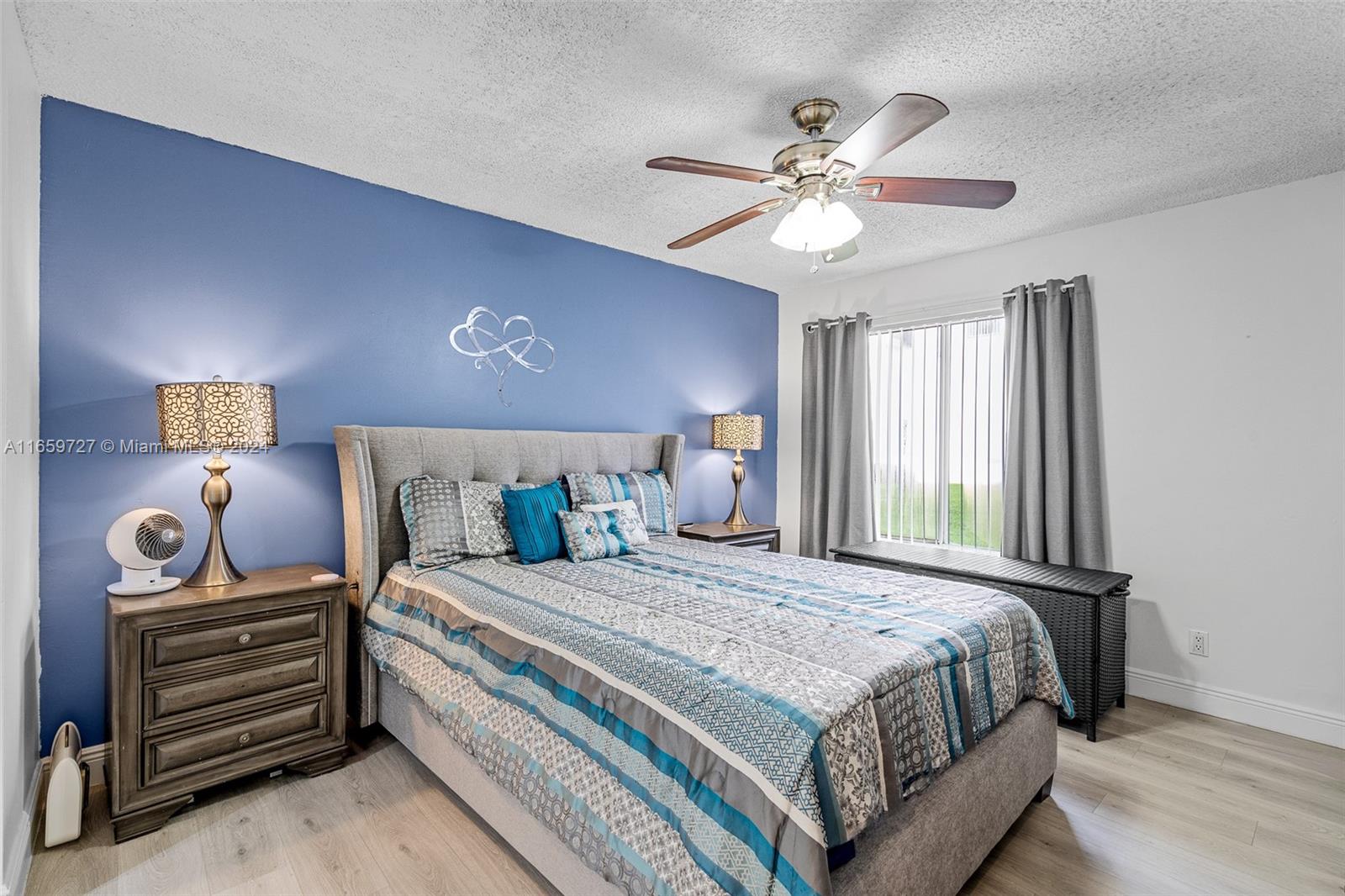ROYAL PALM PLACE - Residential
