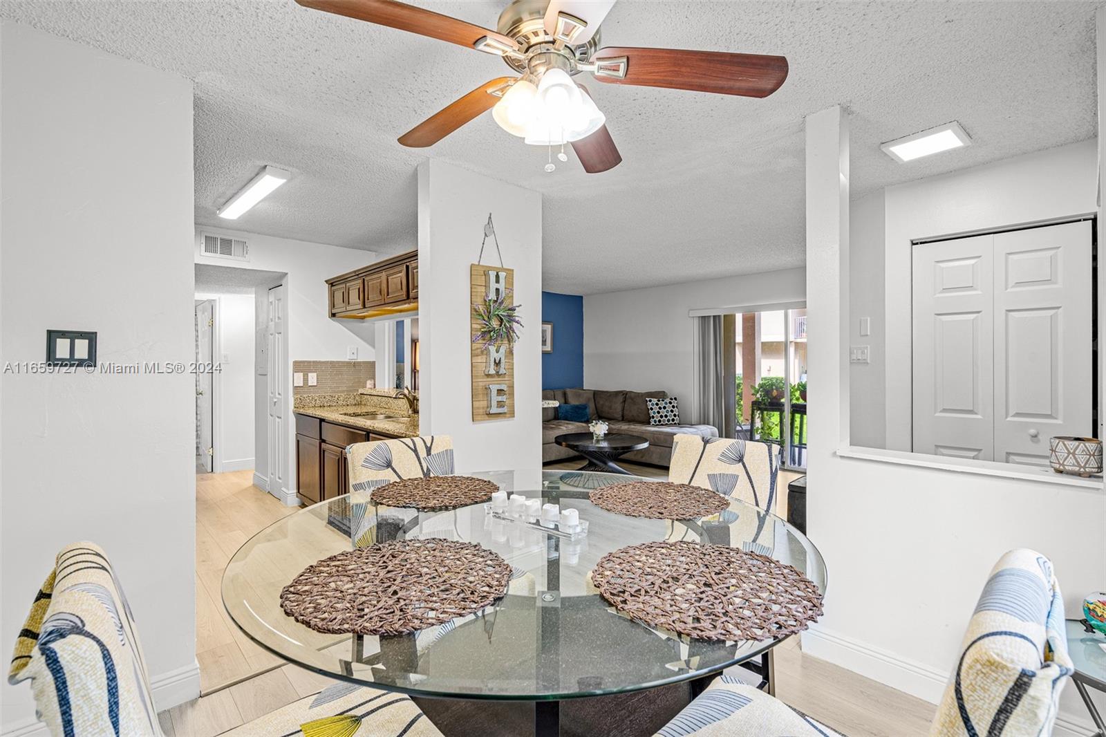 ROYAL PALM PLACE - Residential