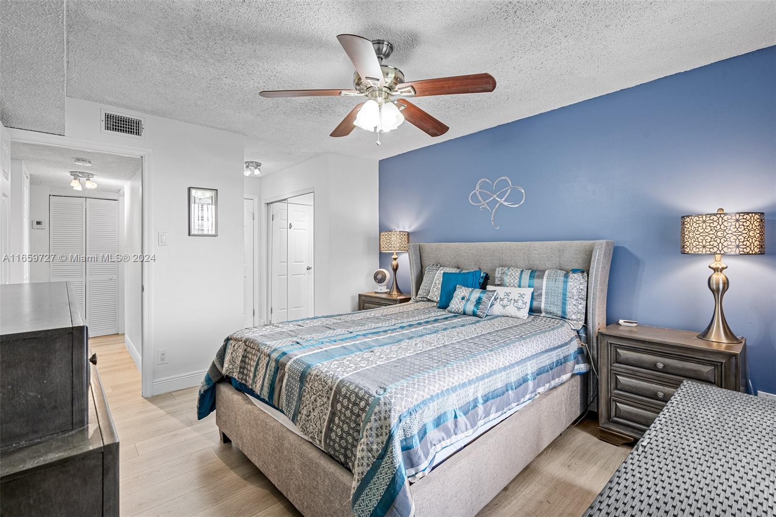 ROYAL PALM PLACE - Residential