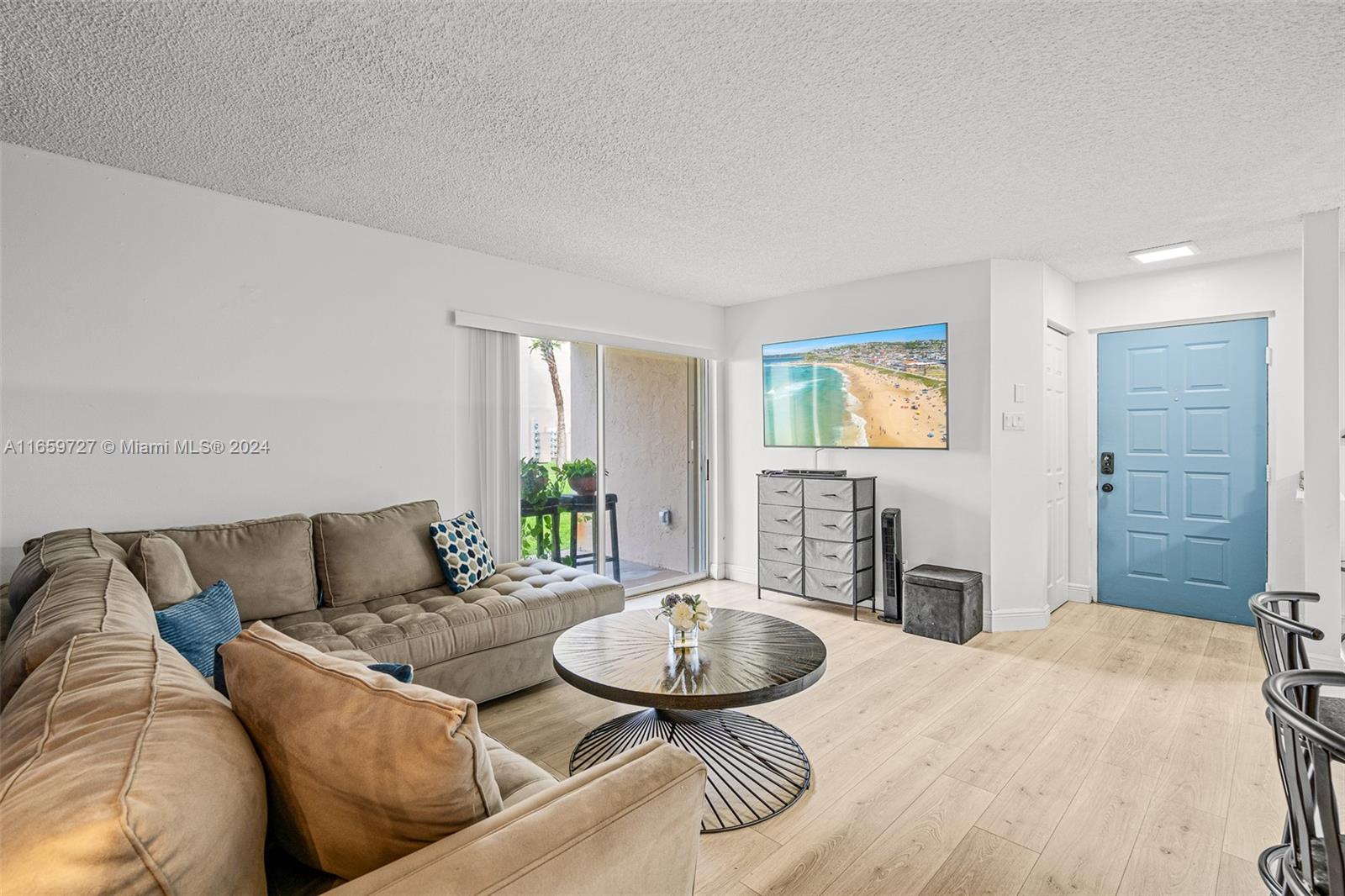 ROYAL PALM PLACE - Residential