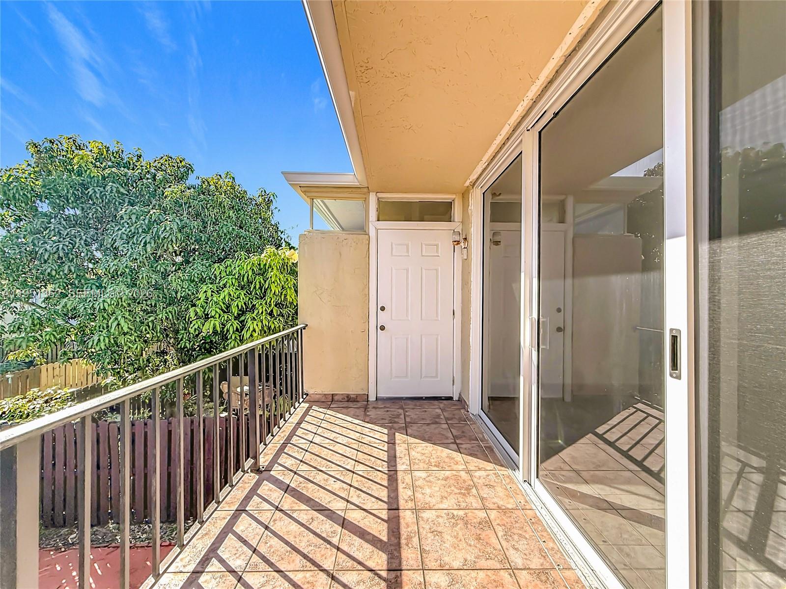 VENETIAN PARK IV CONDO - Residential