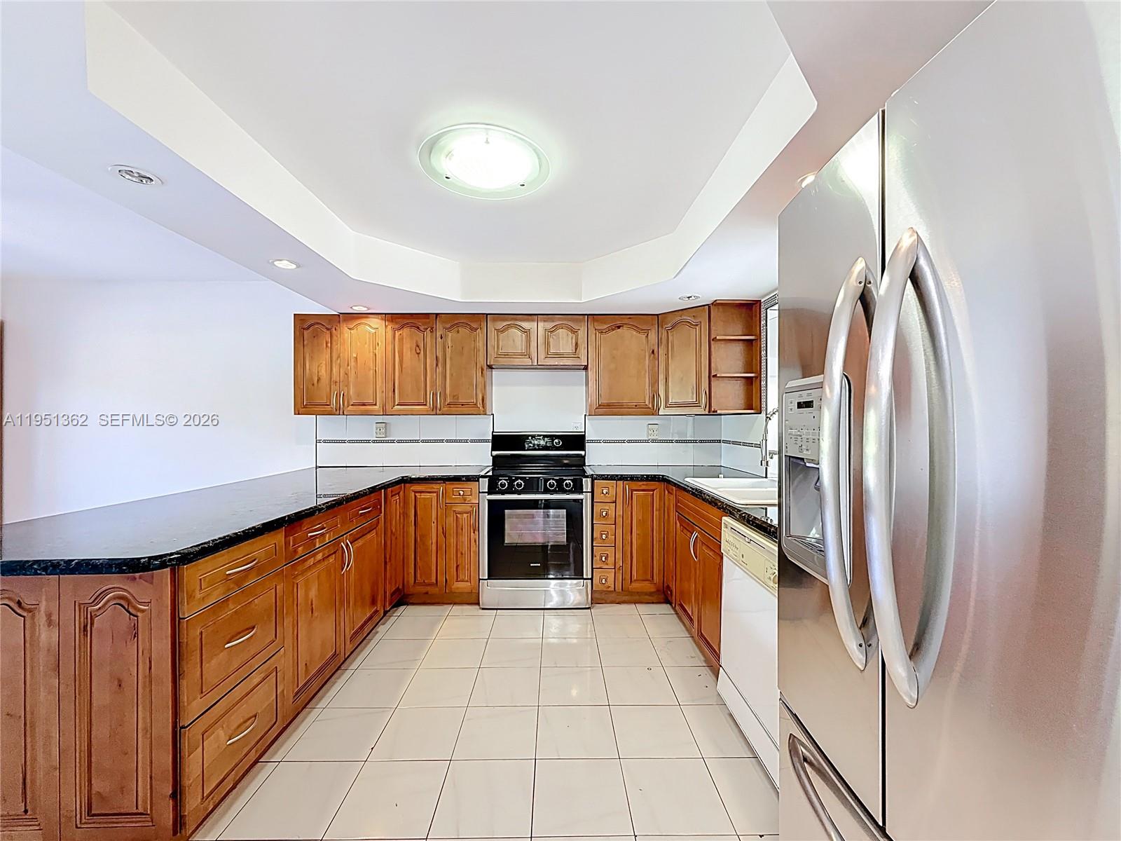 VENETIAN PARK IV CONDO - Residential