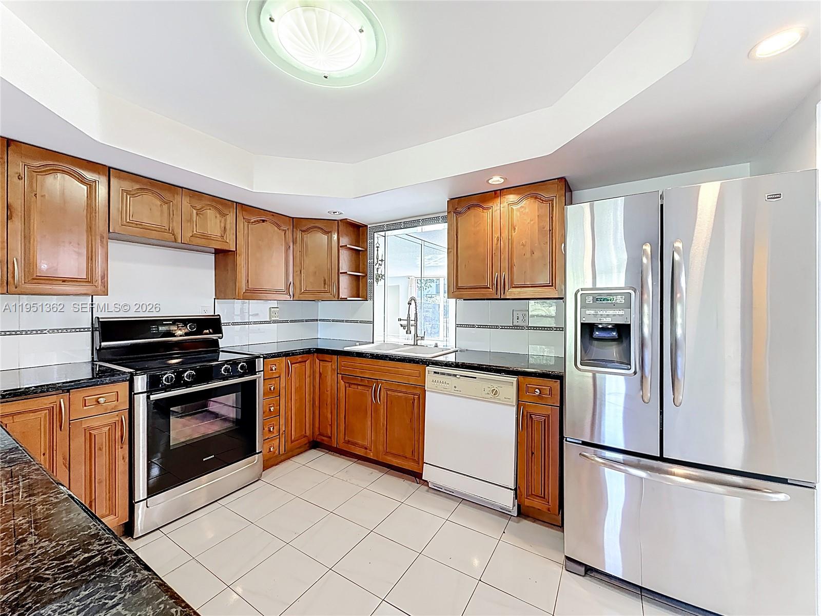 VENETIAN PARK IV CONDO - Residential