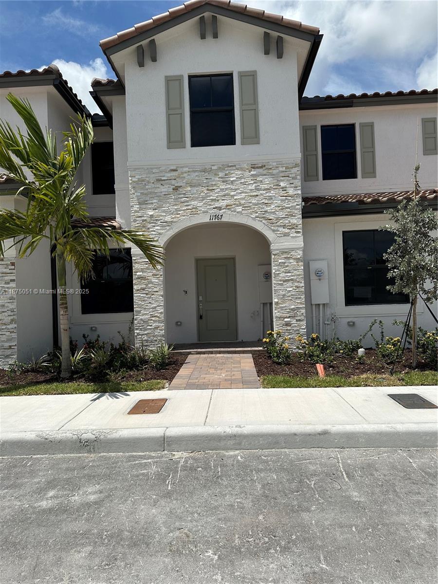 SILVER PALM RESIDENTIAL H - Residential