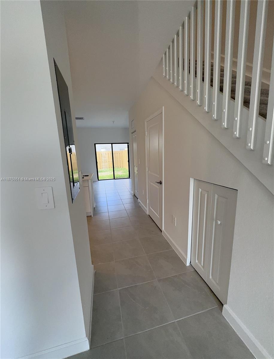 SILVER PALM RESIDENTIAL H - Residential