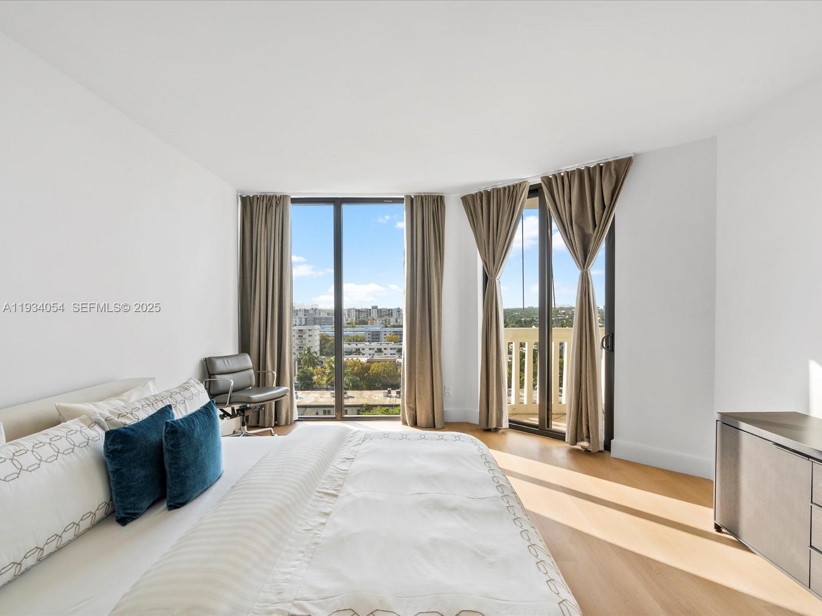 2000 ISL BLVD WILLIAMS IS - Residential