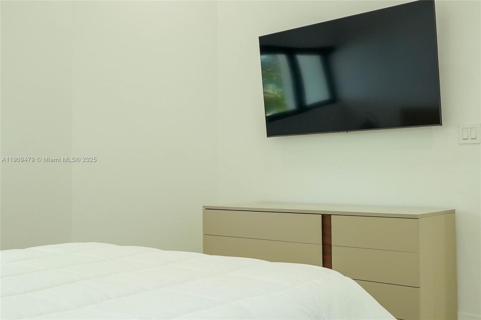 NORTH BAY ISLAND - Residential