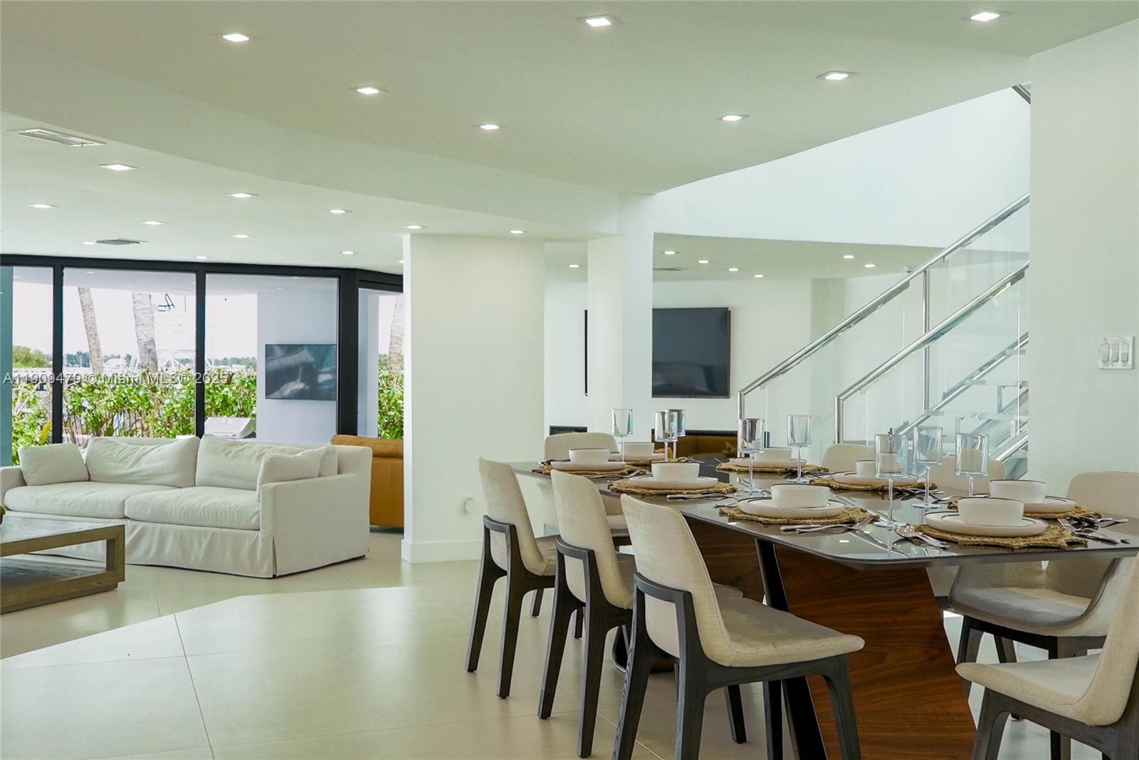 NORTH BAY ISLAND - Residential