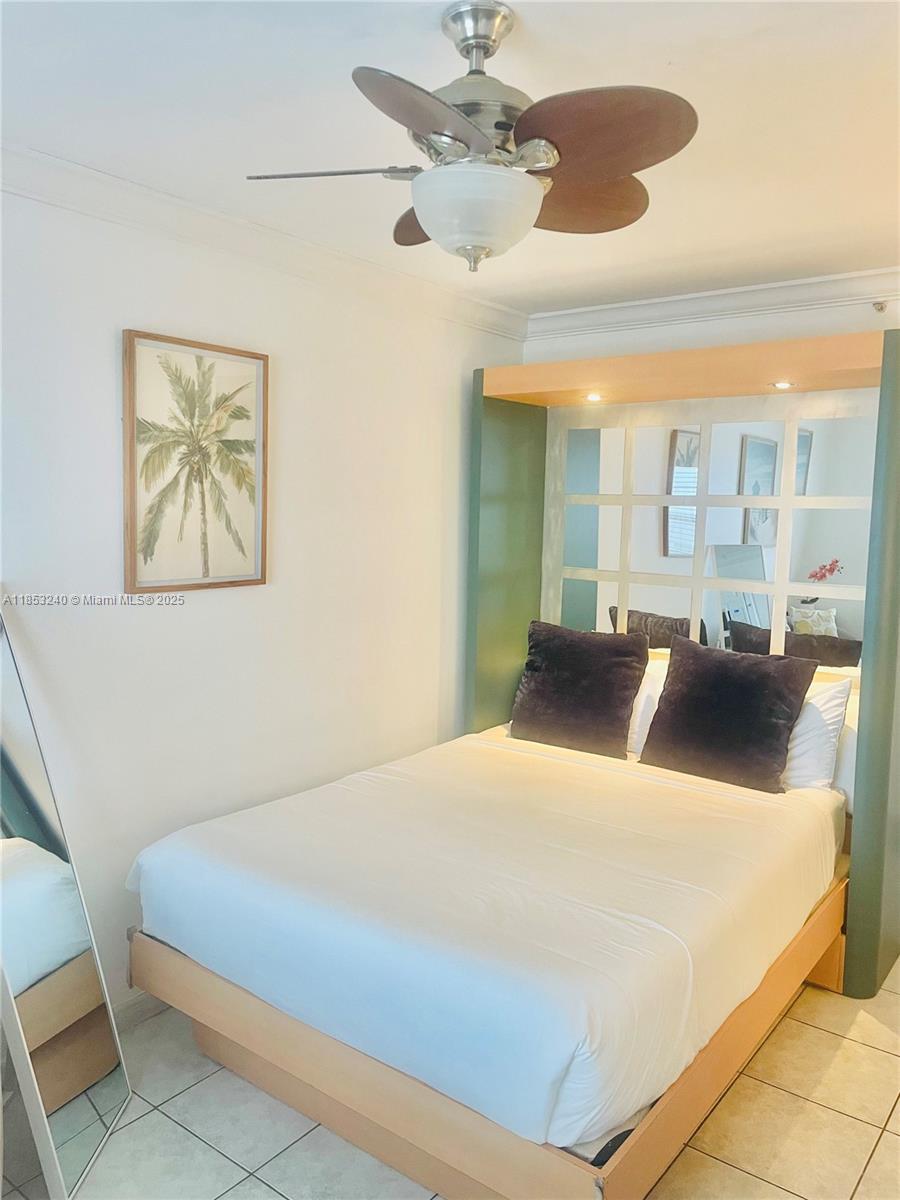 335 Ocean Dr 335