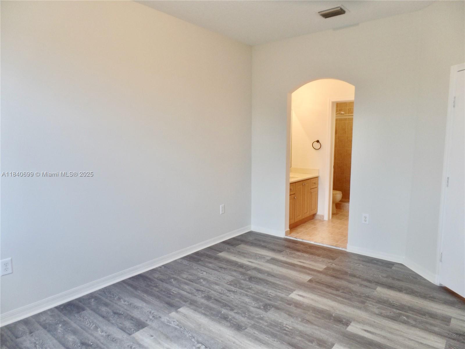 PEMBROKE CAY CONDO - Residential Lease