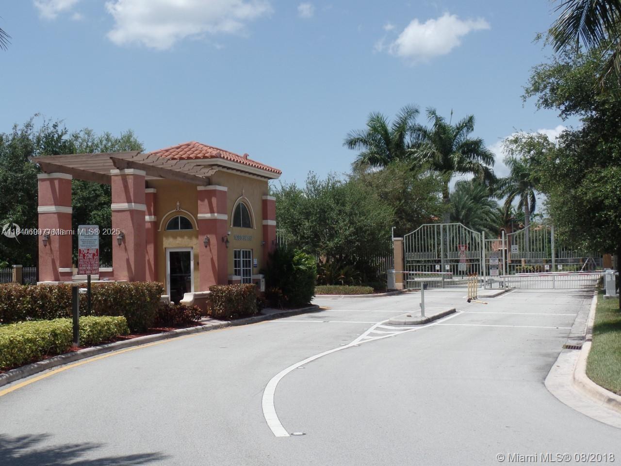PEMBROKE CAY CONDO - Residential Lease