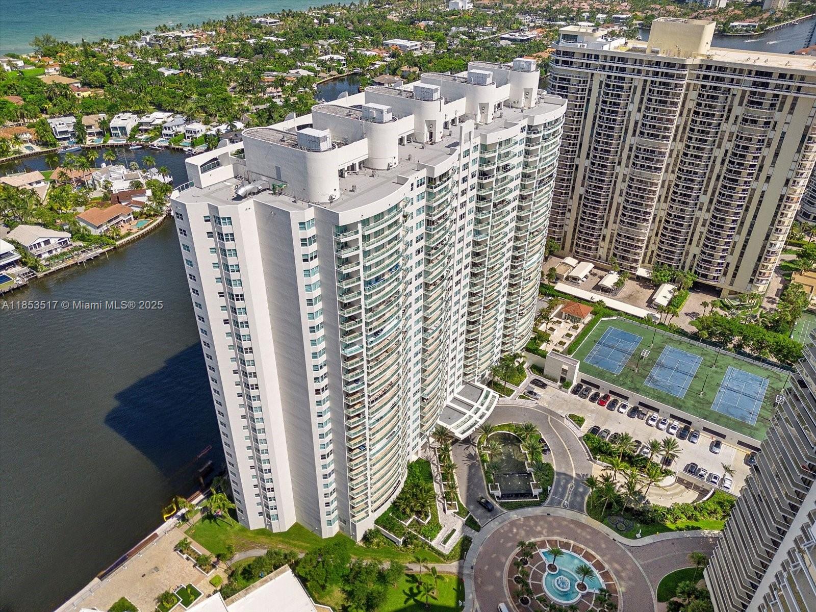 HAMPTONS SOUTH CONDO - Residential Lease
