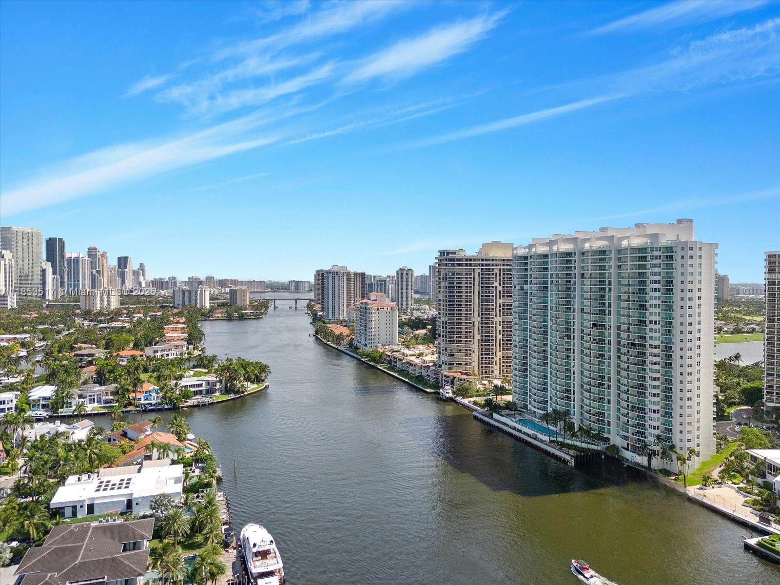 HAMPTONS SOUTH CONDO - Residential Lease