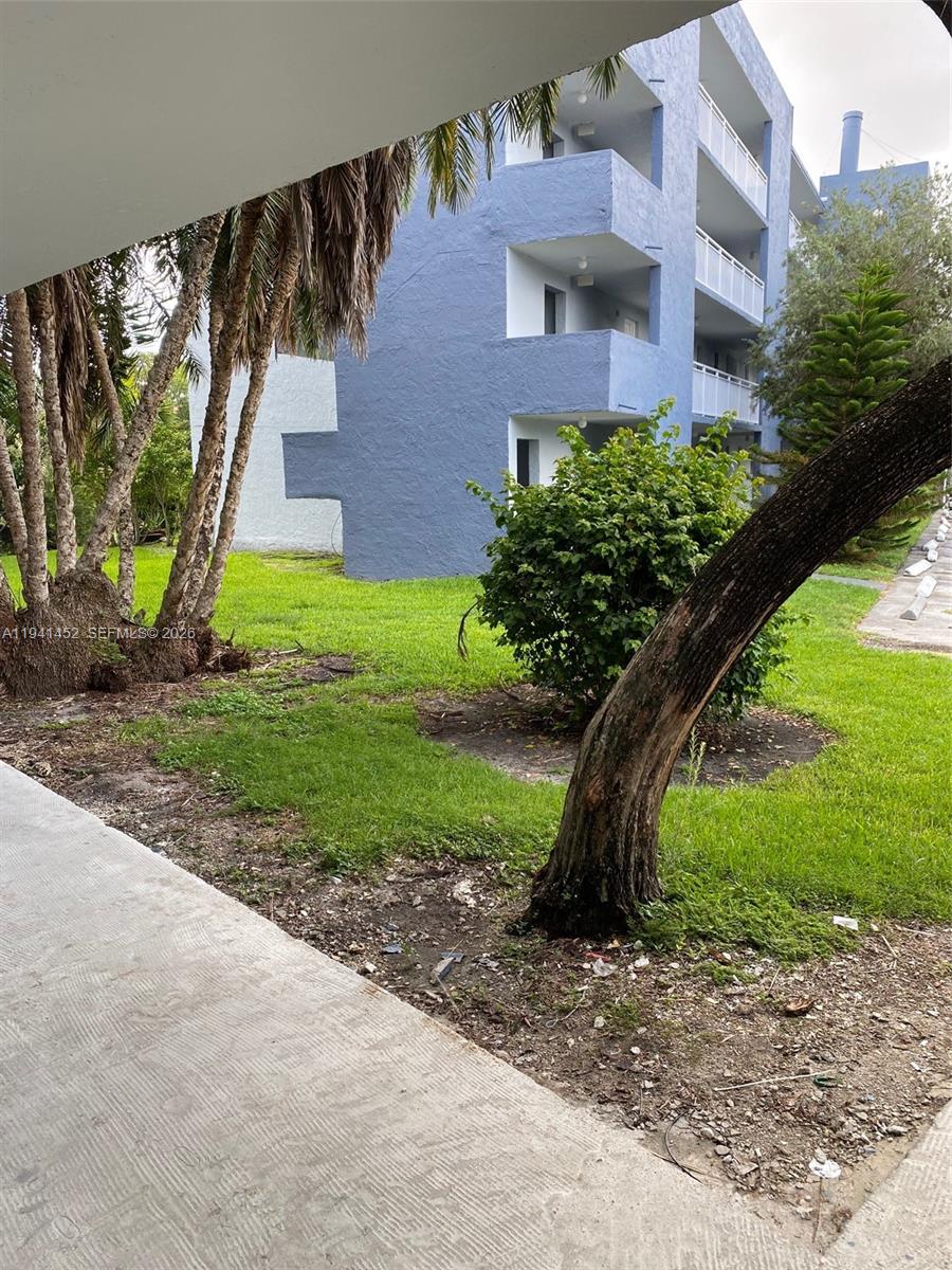 THE BEACH CLUB FONTAINEBL - Residential Lease