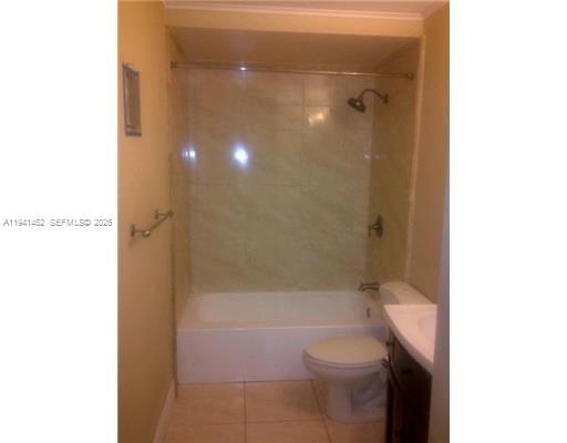 THE BEACH CLUB FONTAINEBL - Residential Lease