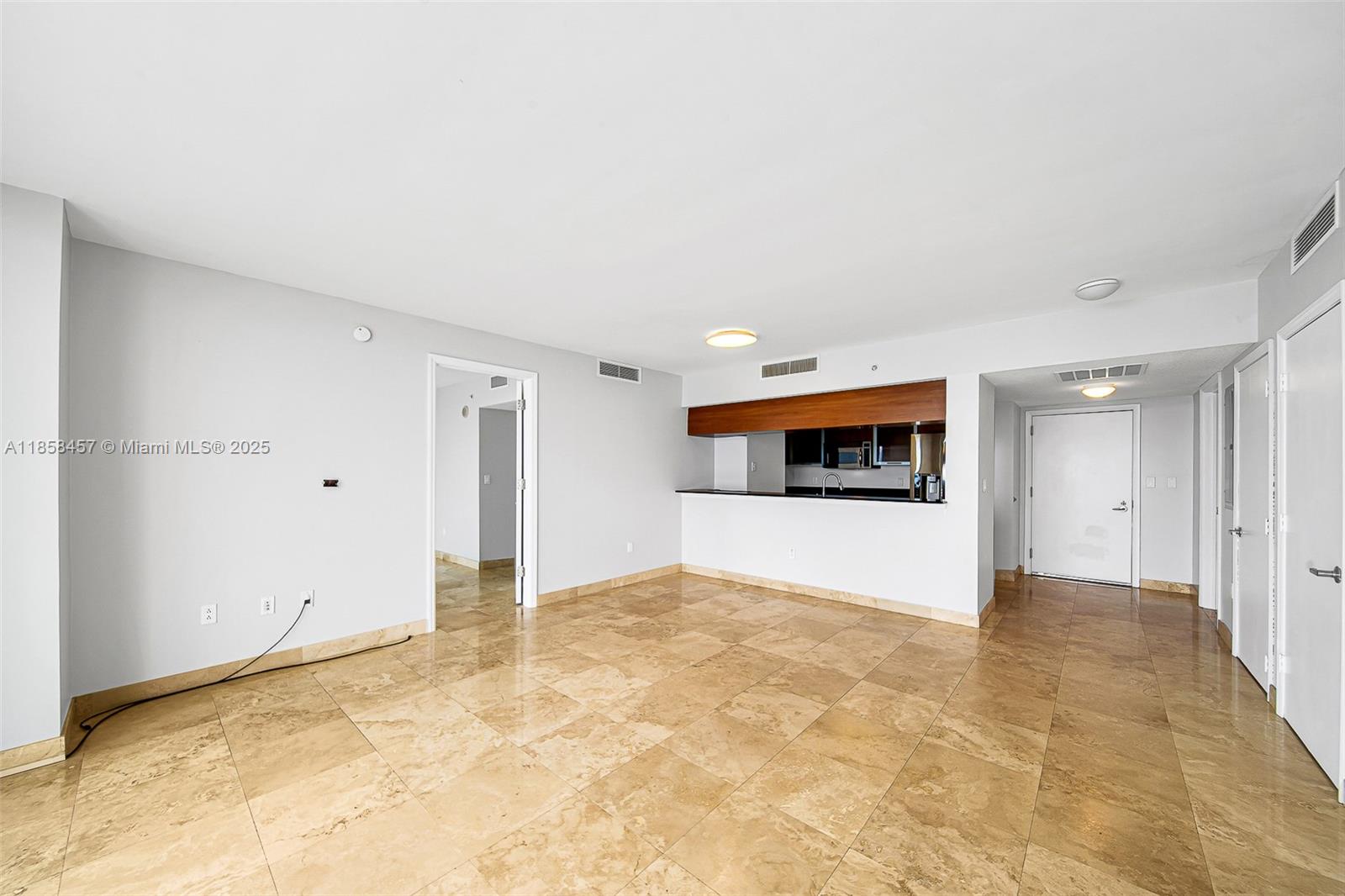 1800 N Bayshore Dr 1707
