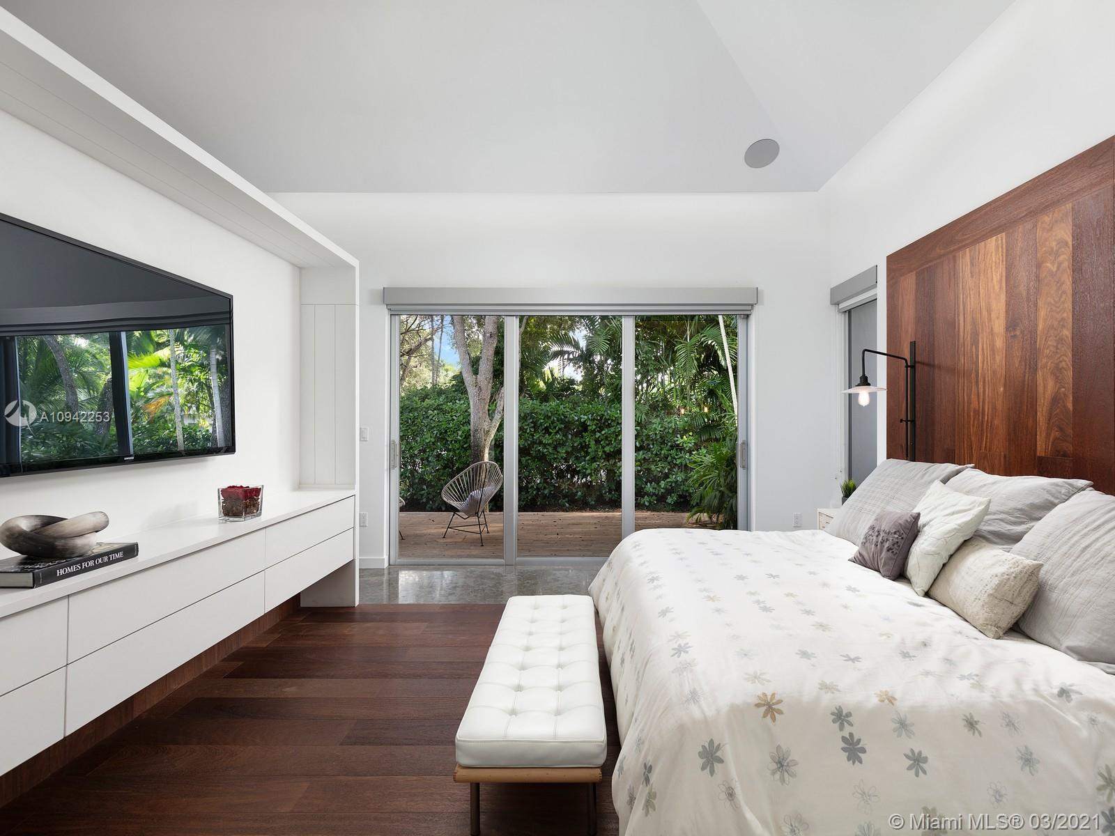 HI-VIEW ACRES - Residential