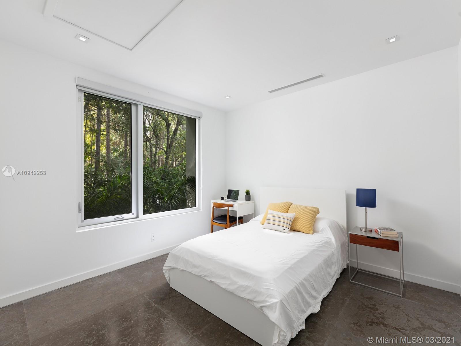 HI-VIEW ACRES - Residential