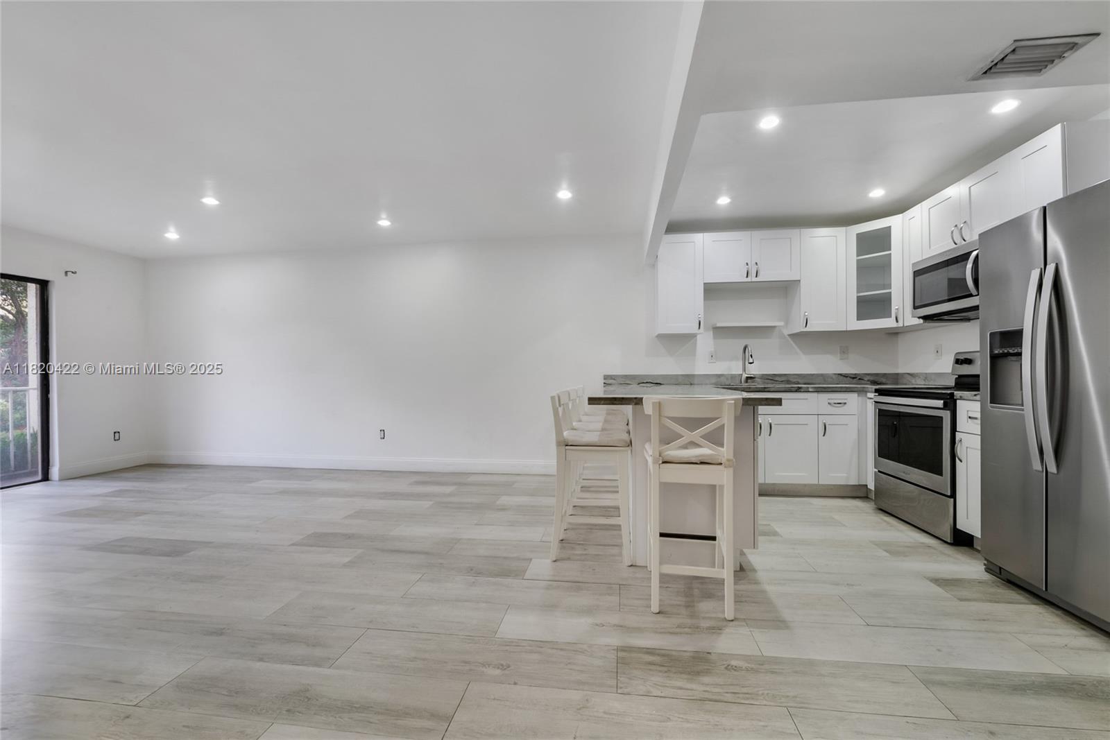 9301 Sw 92nd Ave A116, Miami, Broward County, Florida - 1 Bedrooms  
1 Bathrooms - 